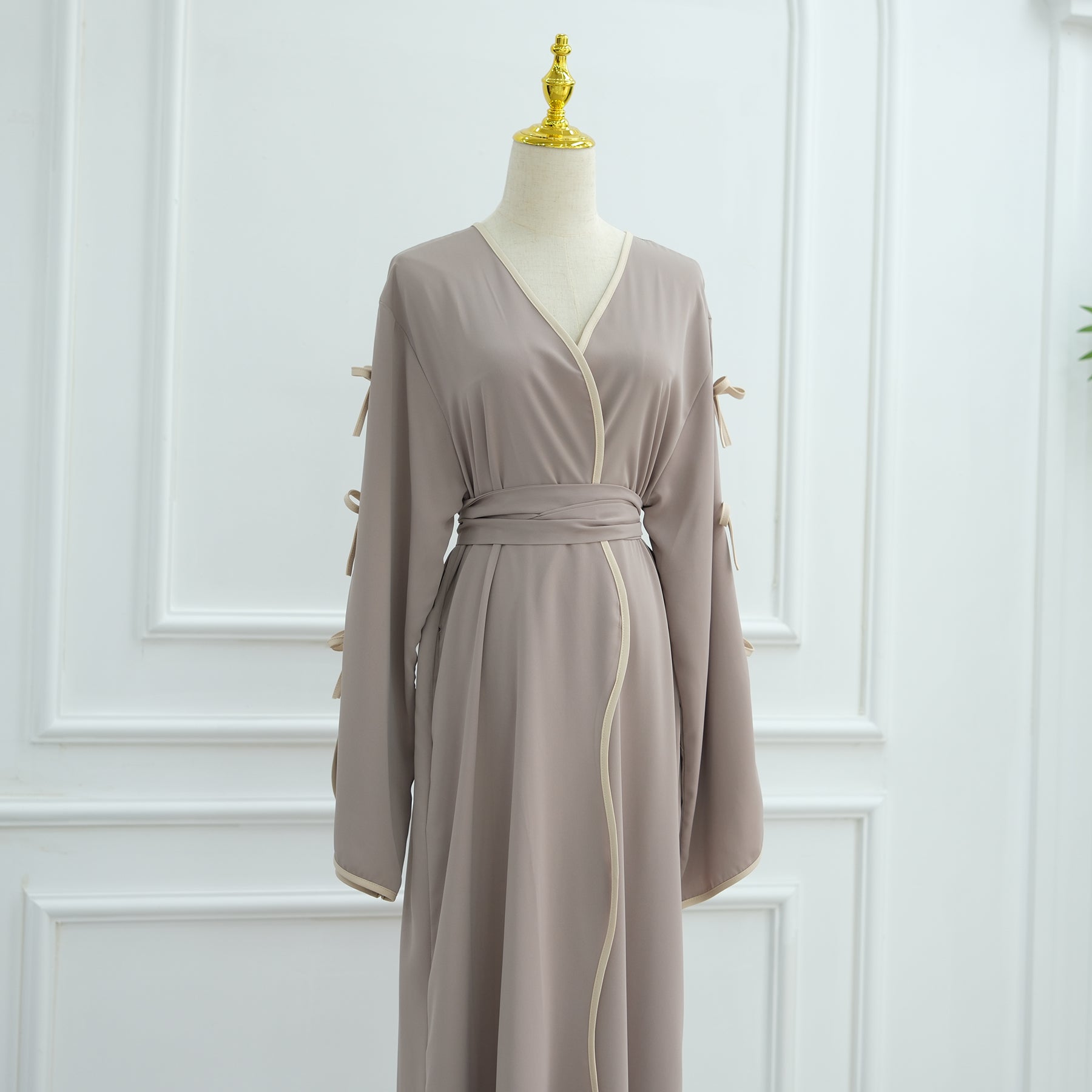 Bow Open Abaya - Brown - Nour Modesty