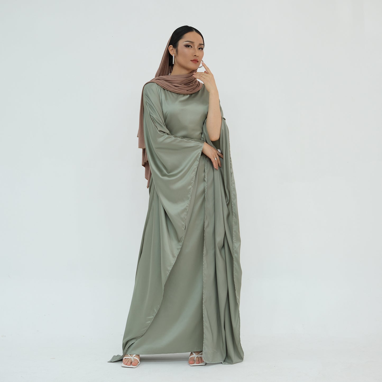 Luxury Silk Butterfly Abaya - Pink - Nour Modesty