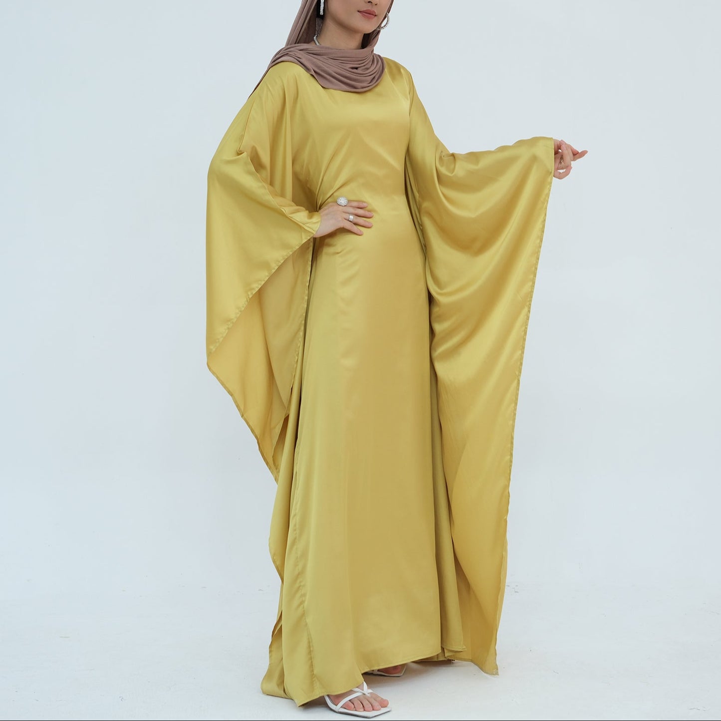 Luxury Silk Butterfly Abaya - Pink - Nour Modesty