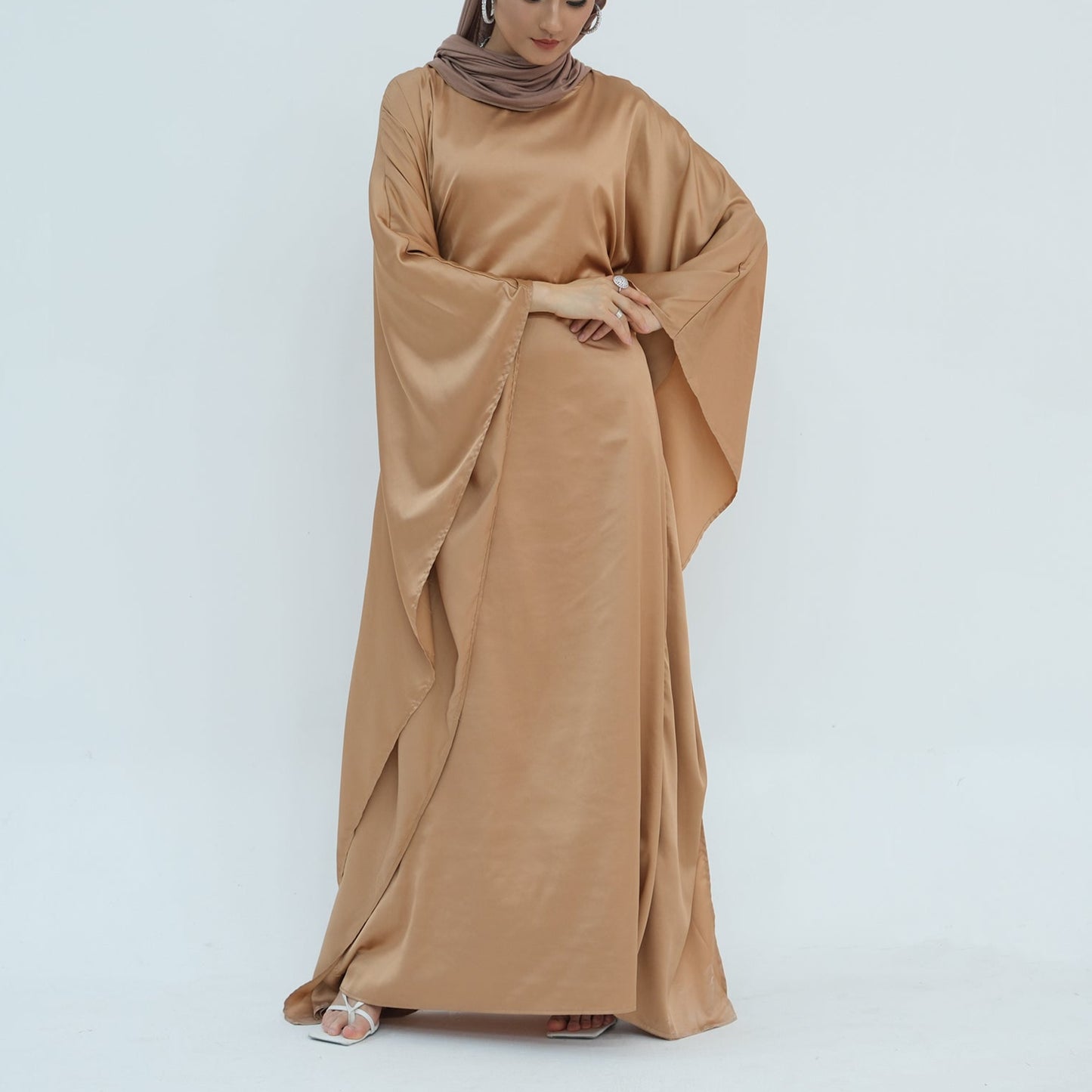 Luxury Silk Butterfly Abaya - Pink - Nour Modesty