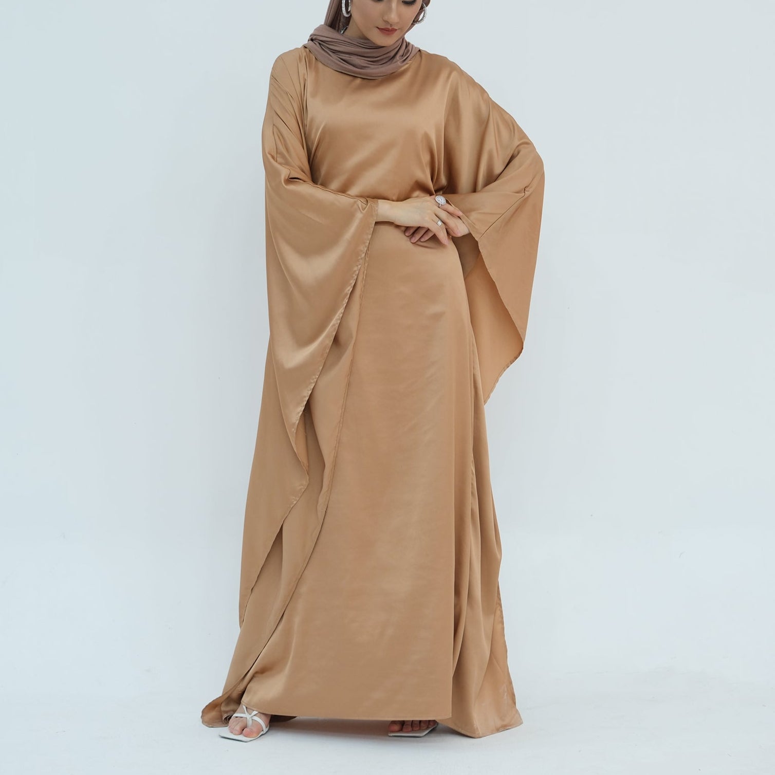 Luxury Silk Butterfly Abaya - Pink - Nour Modesty