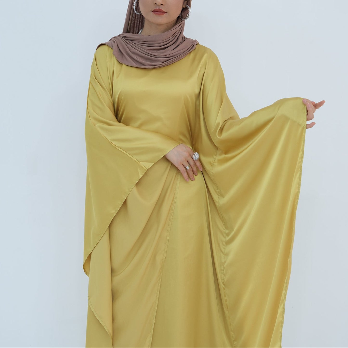 Luxury Silk Butterfly Abaya - Pink - Nour Modesty