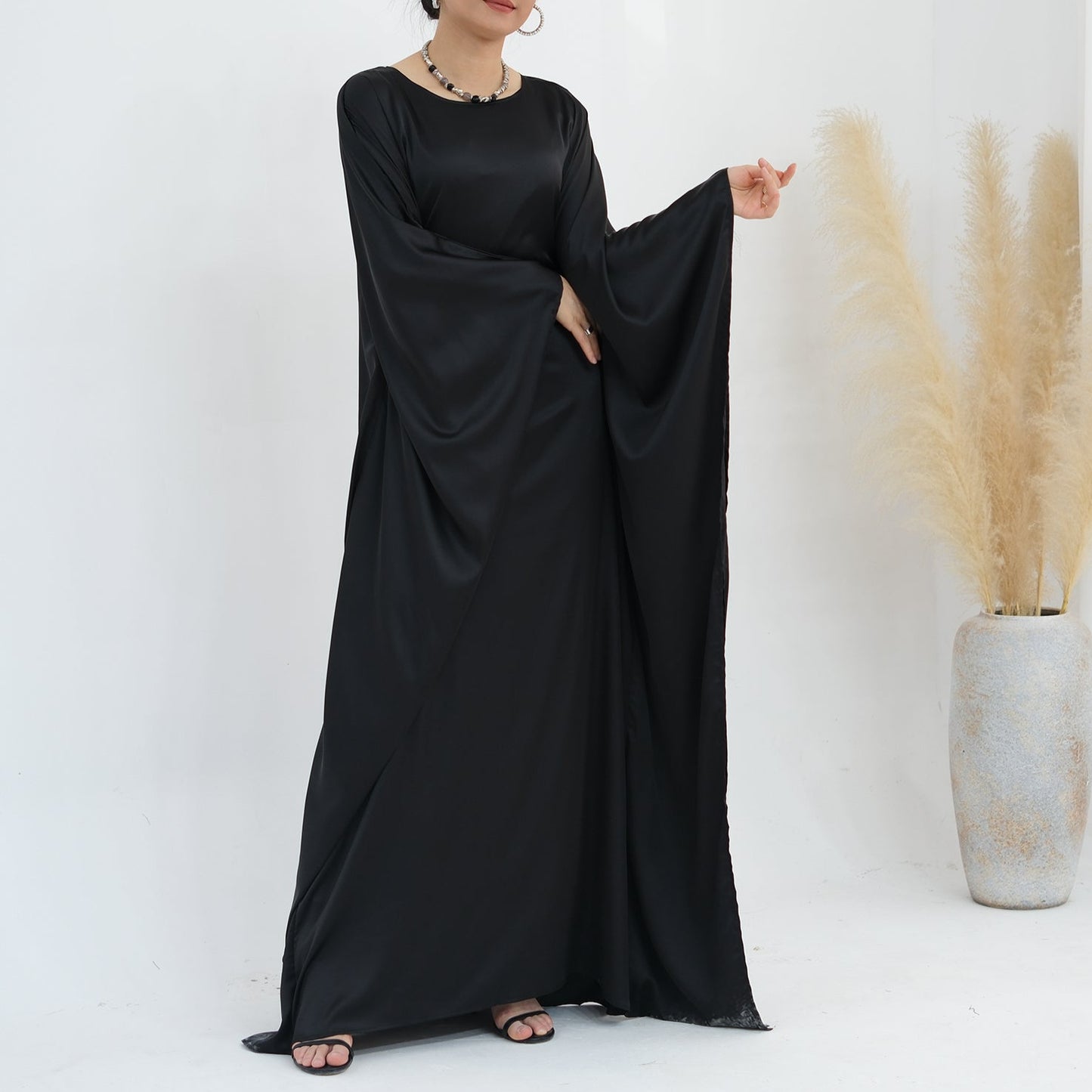 Luxury Silk Butterfly Abaya - Pink - Nour Modesty