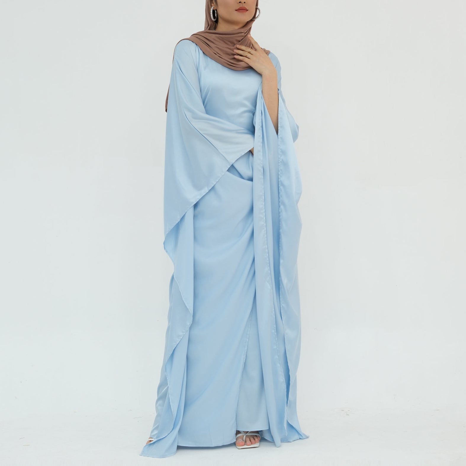 Luxury Silk Butterfly Abaya - Pink - Nour Modesty