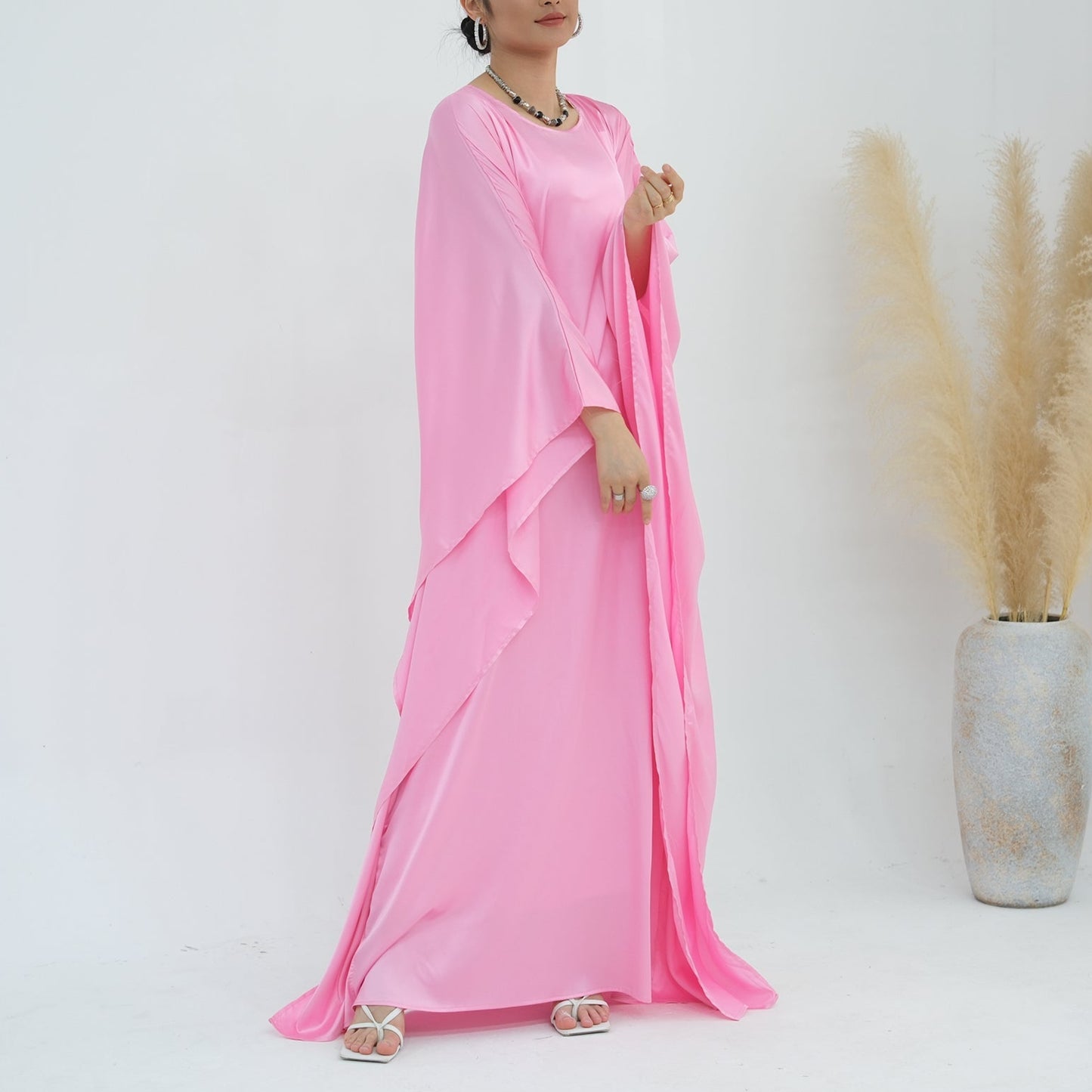 Luxury Silk Butterfly Abaya - Pink - Nour Modesty
