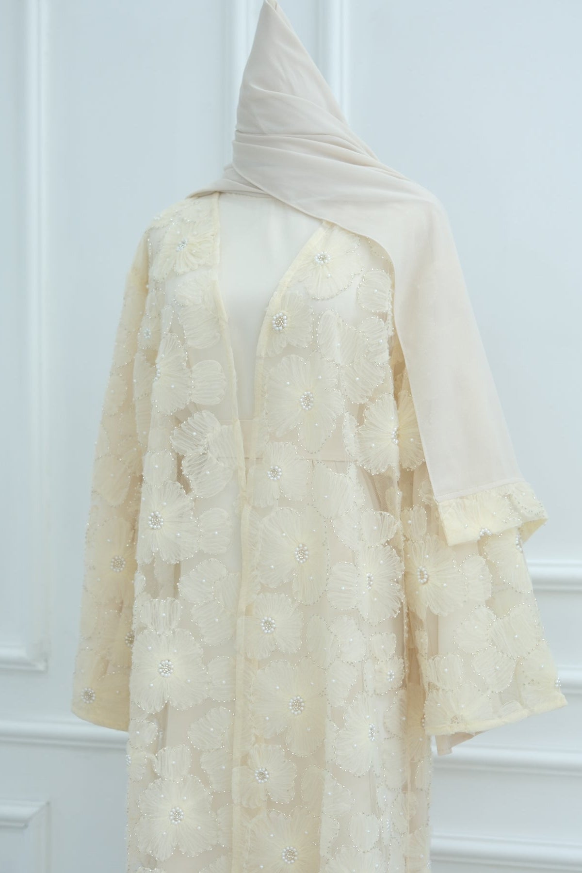 Mira Luxury Abaya Set