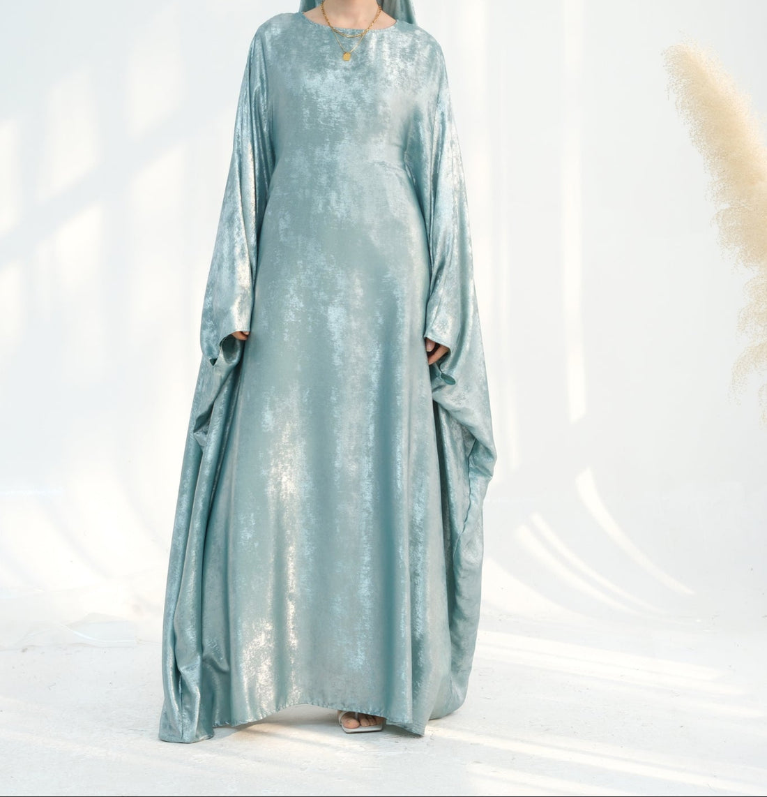 Luxury Butterfly Abaya - Red - Nour Modesty