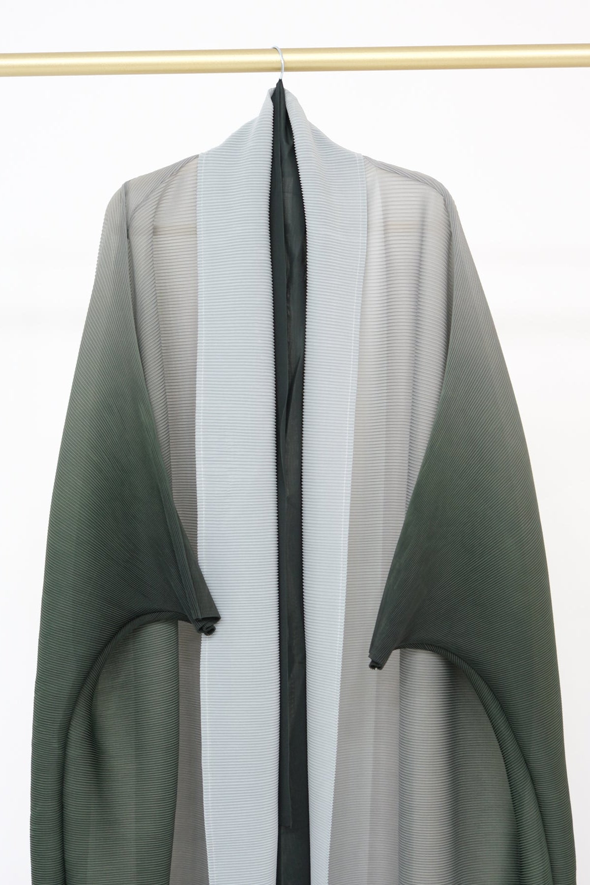 Ombre Pleated Abaya