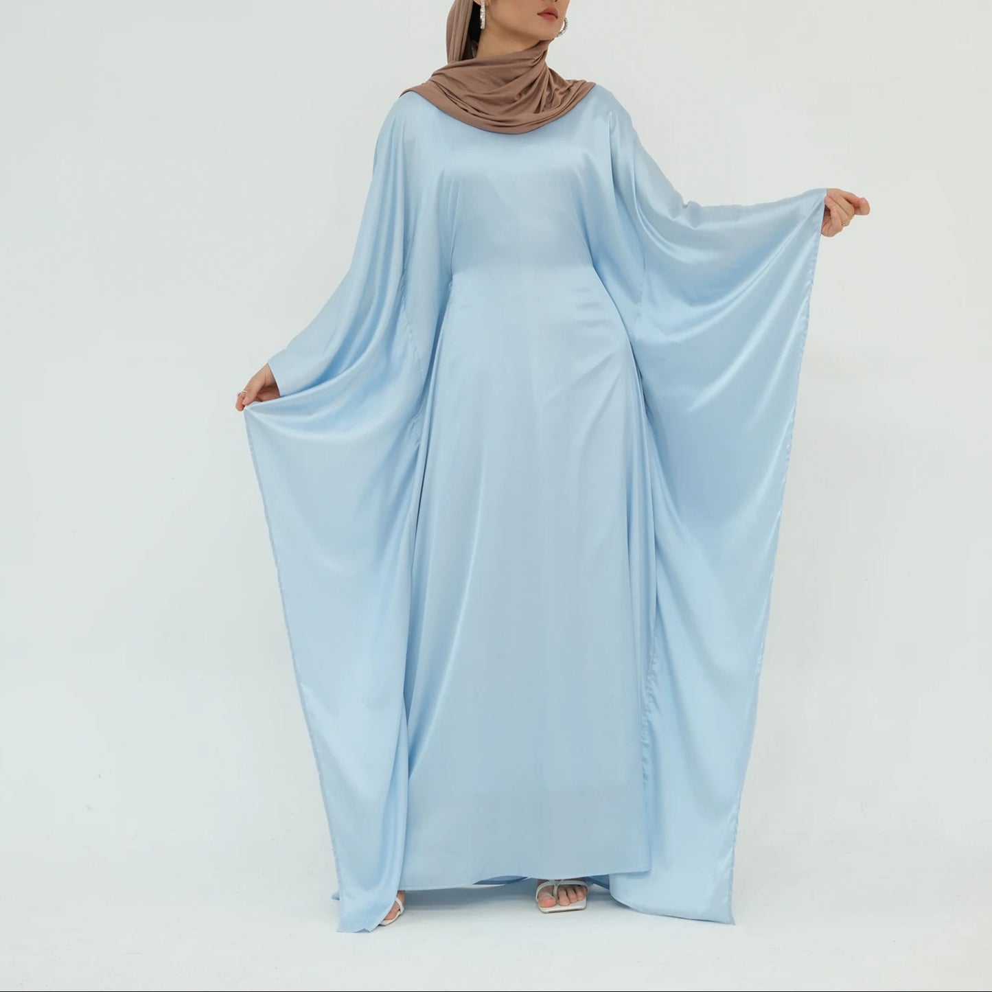 Luxury Silk Butterfly Abaya - Pink - Nour Modesty