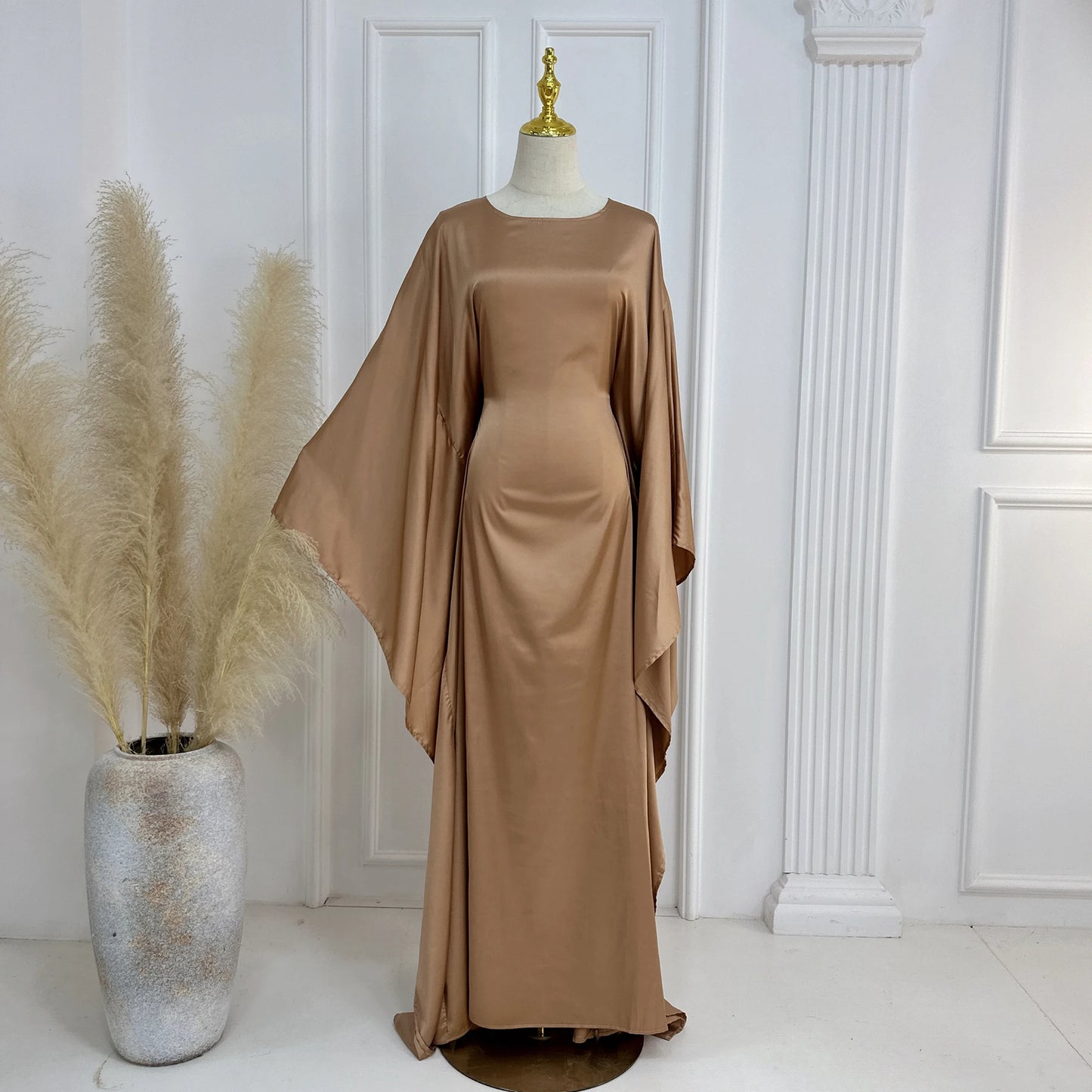 Luxury Silk Butterfly Abaya - Pink - Nour Modesty
