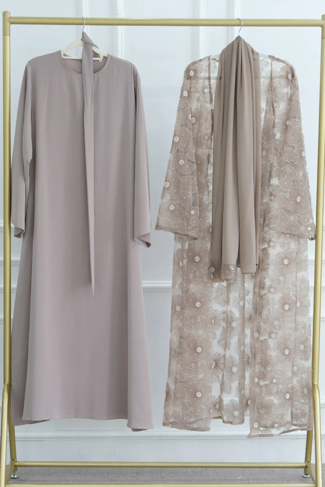 Mira Luxury Abaya Set
