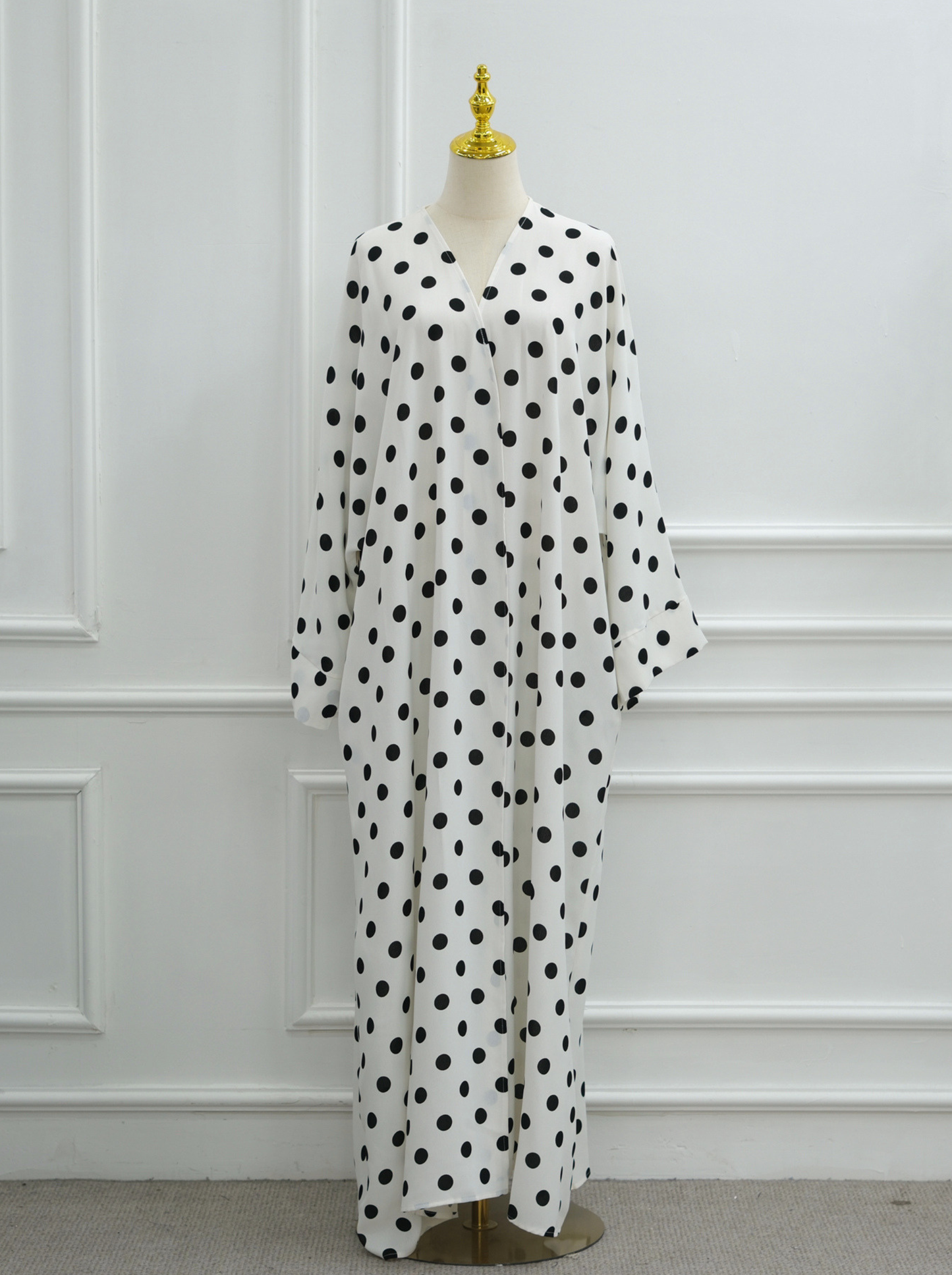 Polka Dot Abaya Set - Nour Modesty