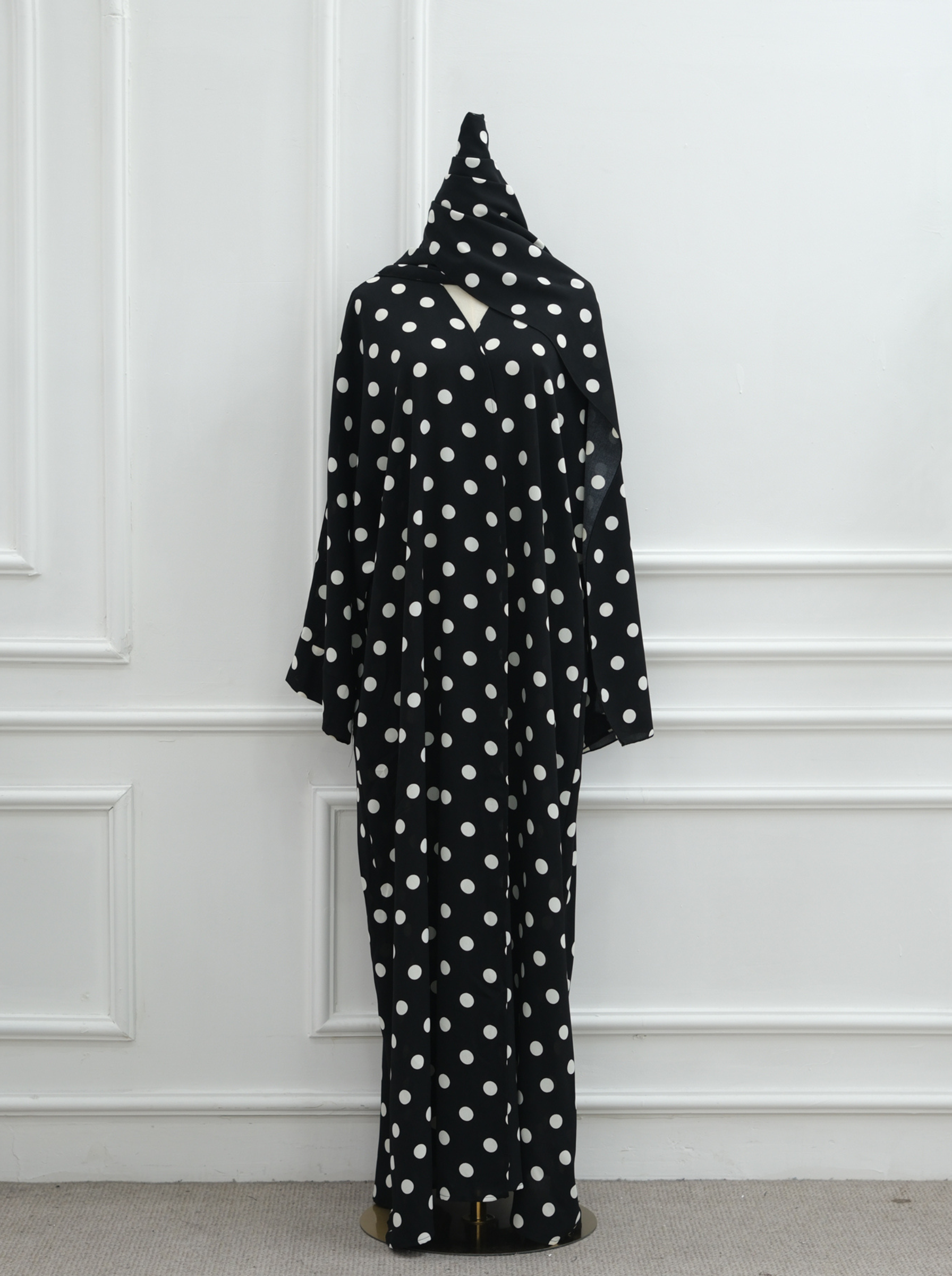 Polka Dot Abaya Set - Nour Modesty