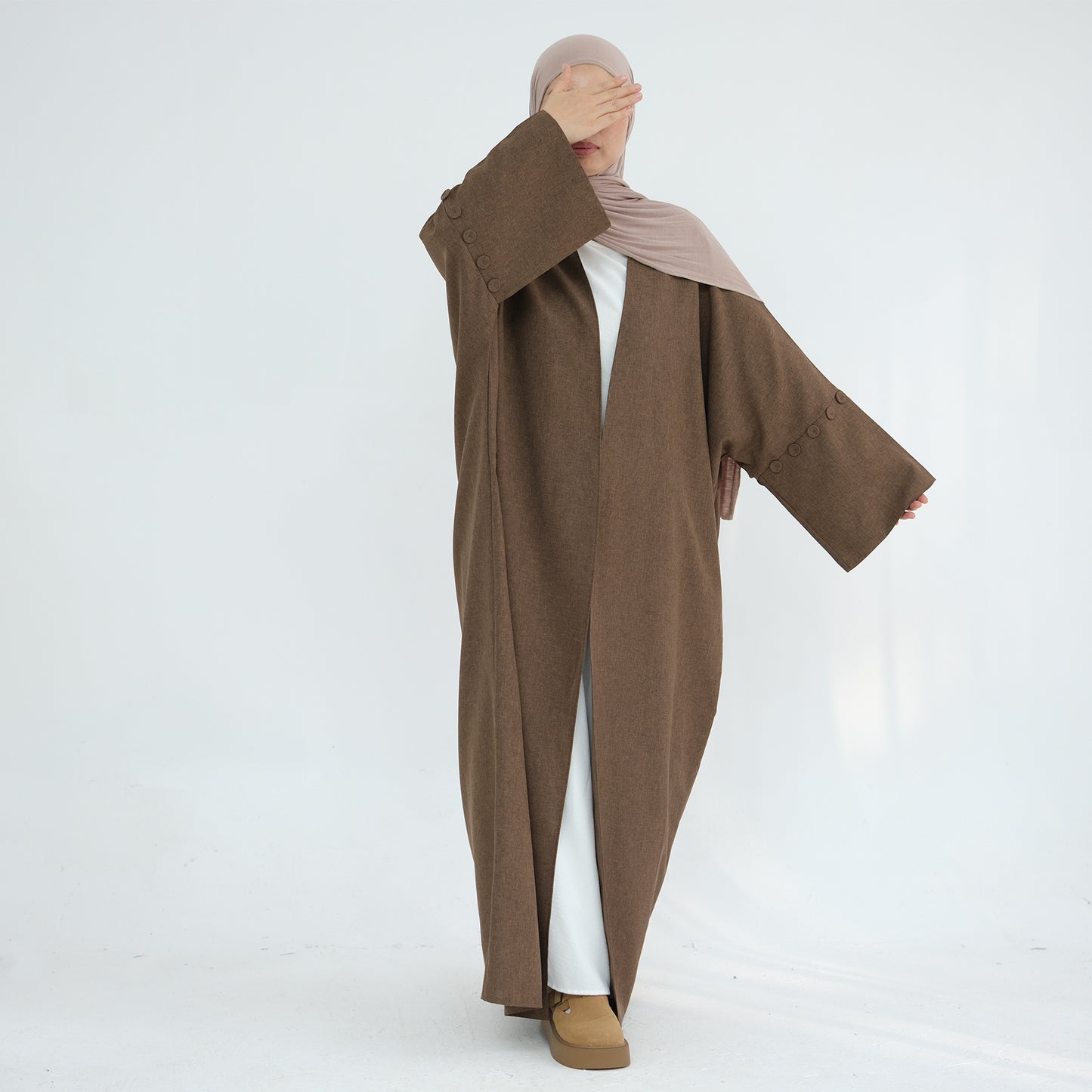 Lin Åpen Abaya