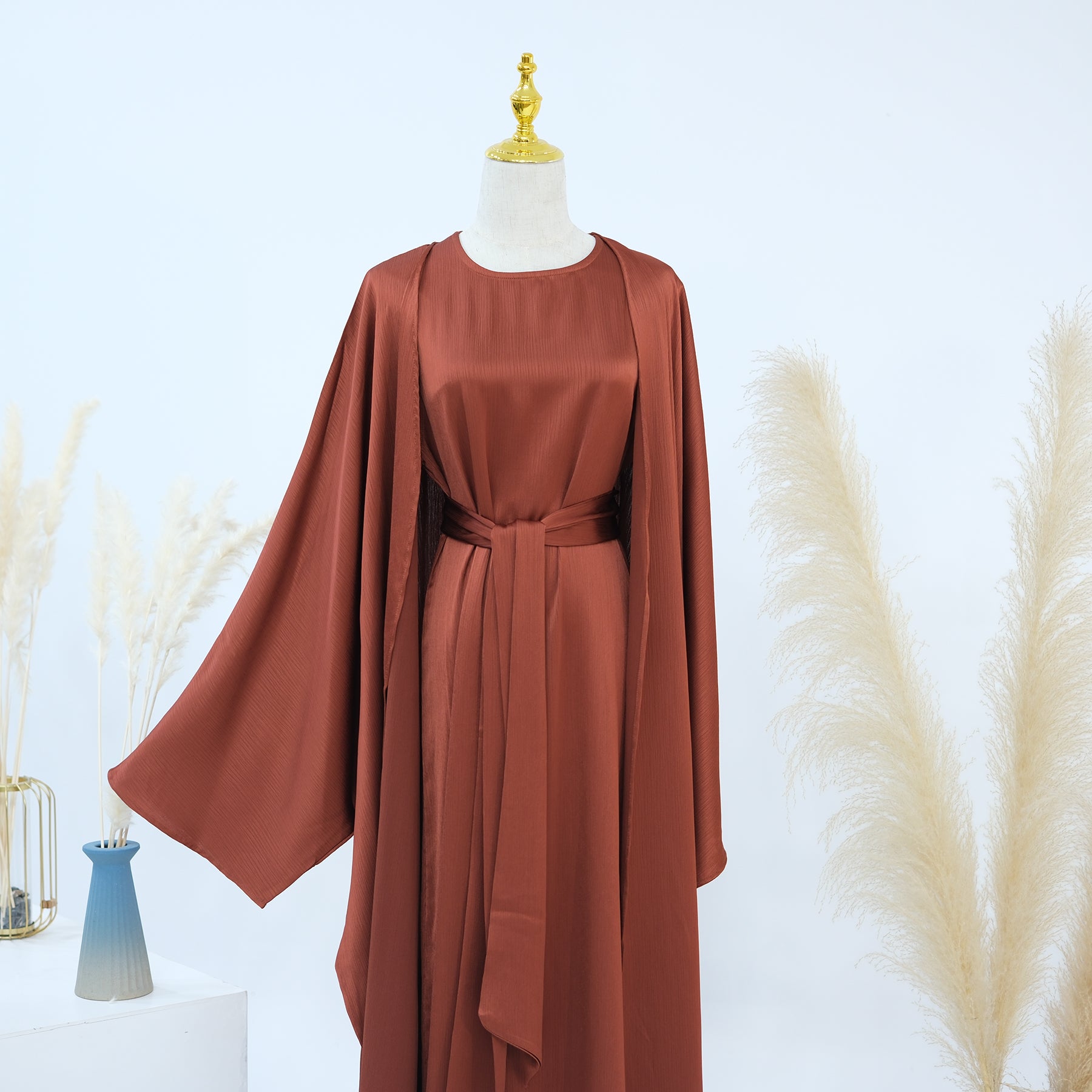 Luxury Silk Abaya Set - Black - Nour Modesty
