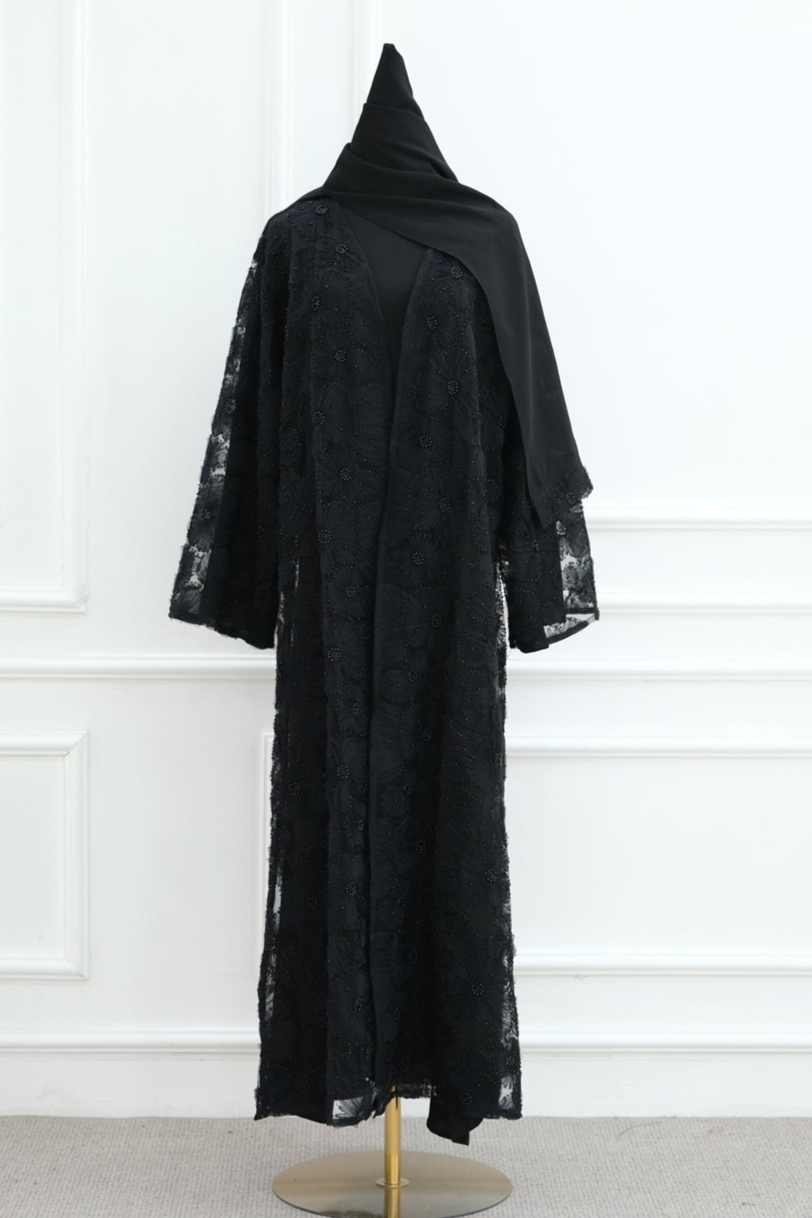 Mira Luxury Abaya Set
