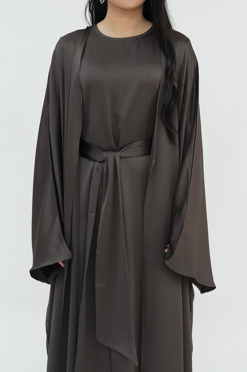 Luxury Silk Abaya Set - Black - Nour Modesty