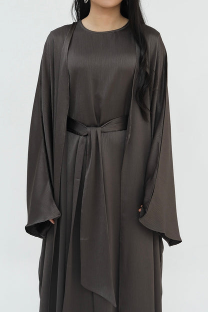 Luxury Silk Abaya Set - Black - Nour Modesty