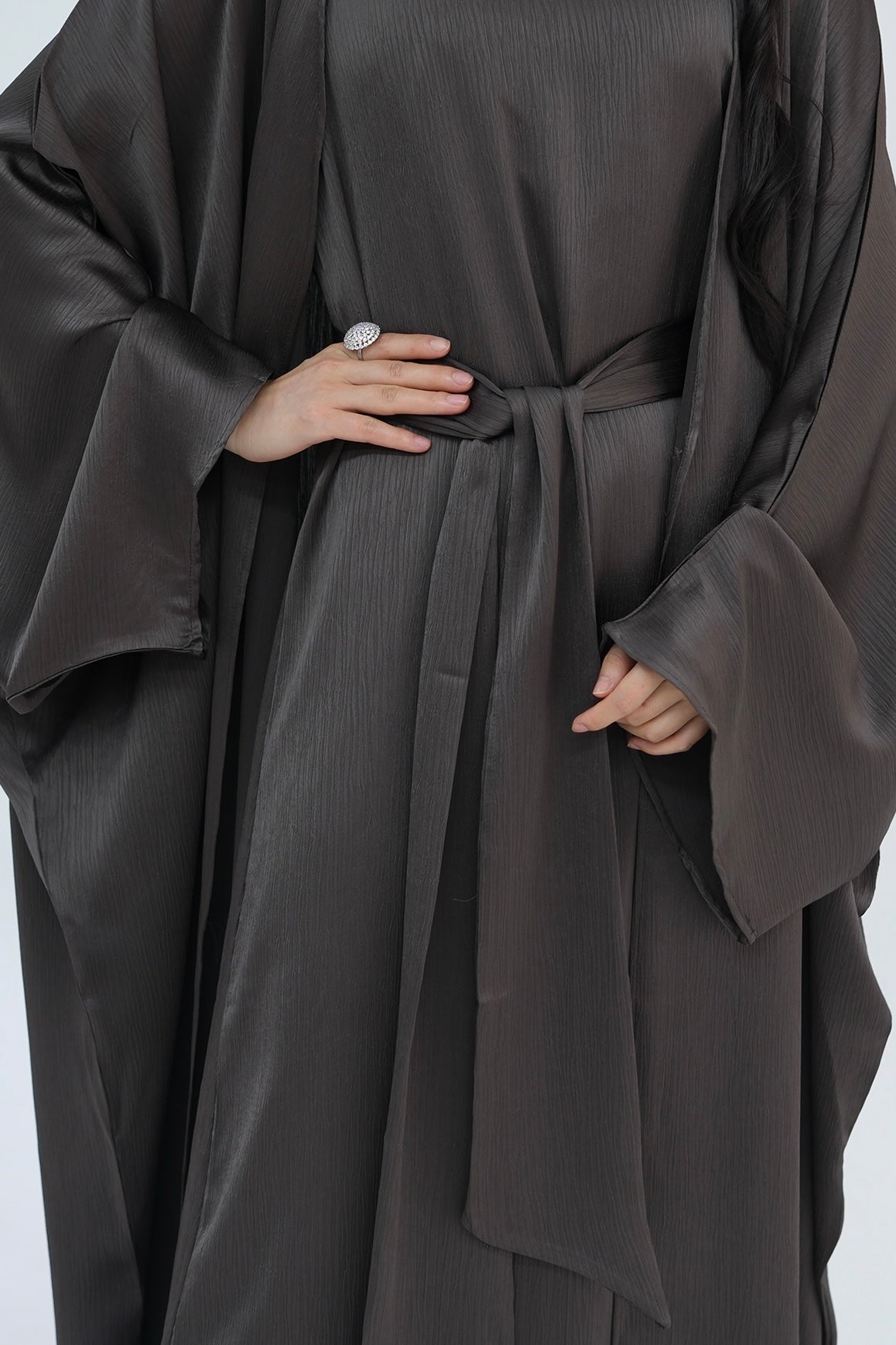 Luxury Silk Abaya Set - Black - Nour Modesty