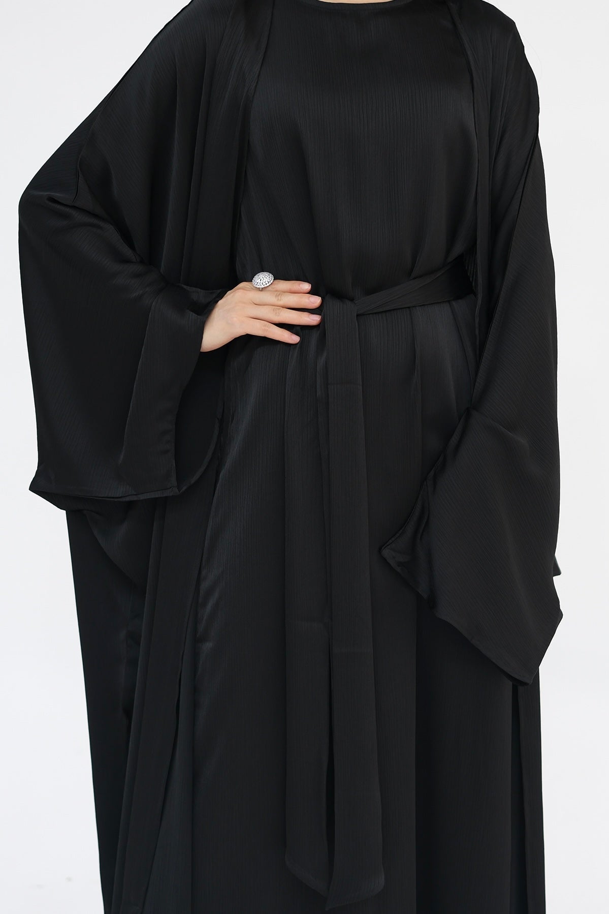 Luxury Silk Abaya Set - Black - Nour Modesty