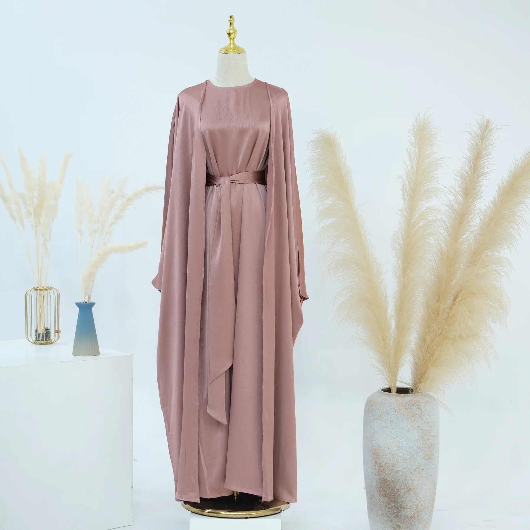 Luxury Silk Abaya Set - Black - Nour Modesty