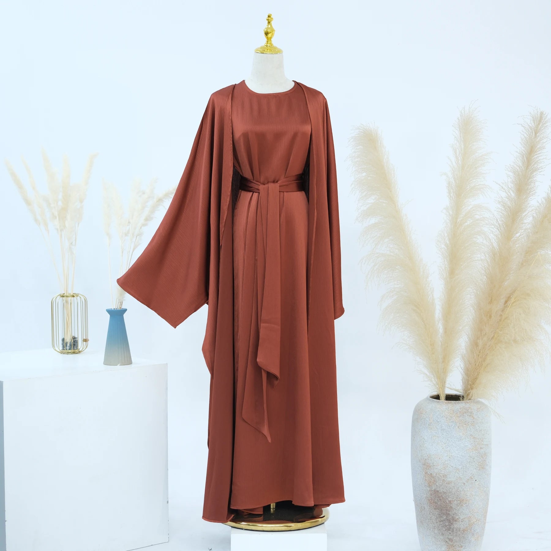 Luxury Silk Abaya Set - Black - Nour Modesty