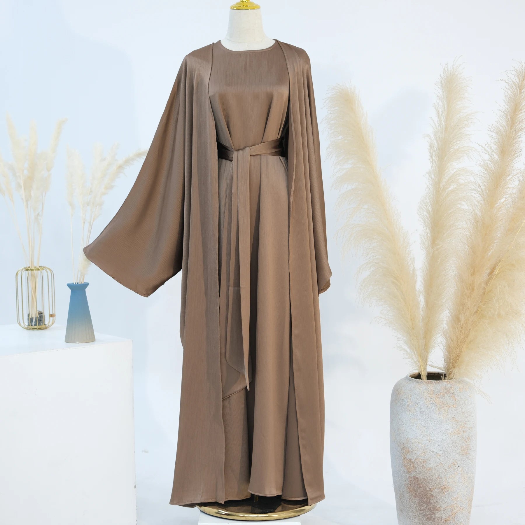 Luxury Silk Abaya Set - Black - Nour Modesty