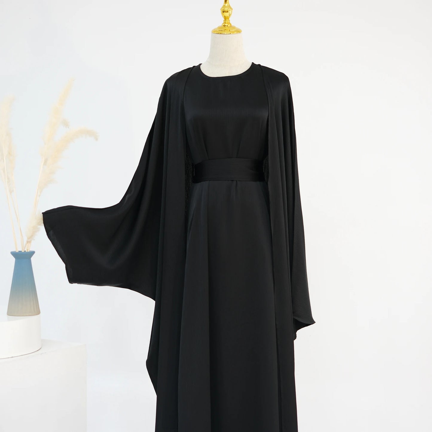 Luxury Silk Abaya Set - Black - Nour Modesty