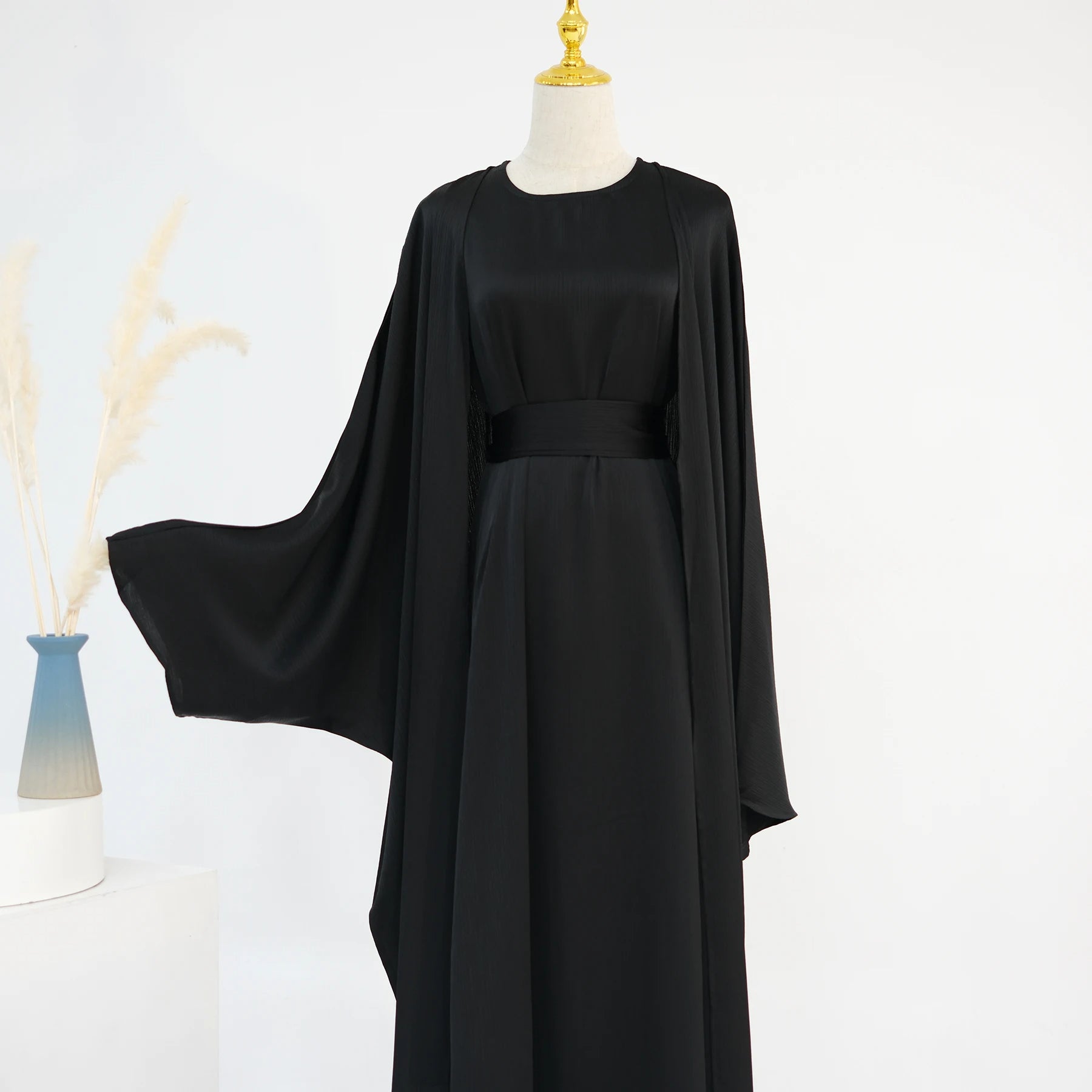 Luxury Silk Abaya Set - Black - Nour Modesty