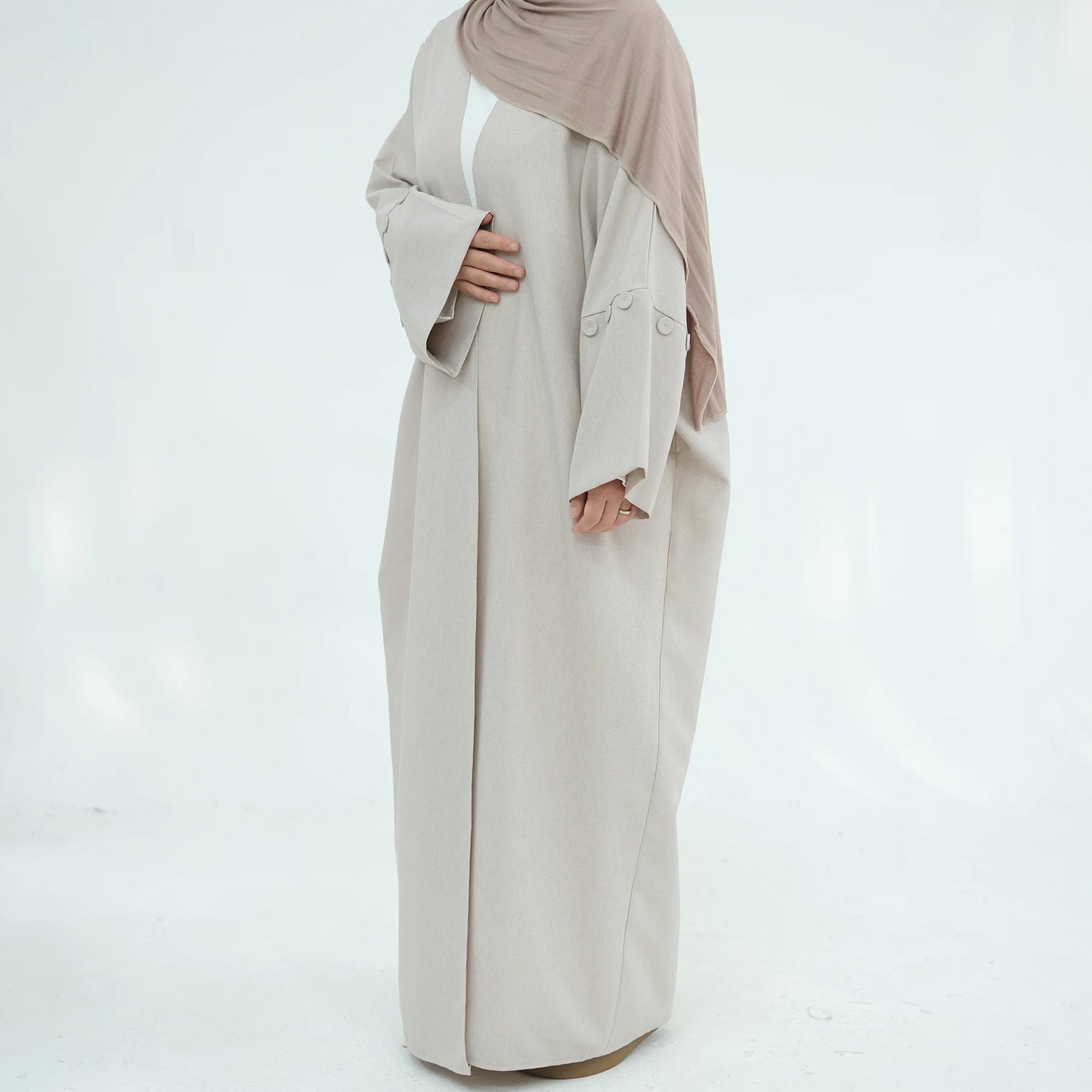 Lin Åpen Abaya